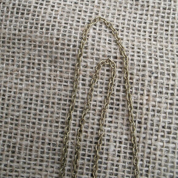 Celtic 4 Directions Knotwork Glass Cabochon Pendant Necklace - Picture 12 of 14